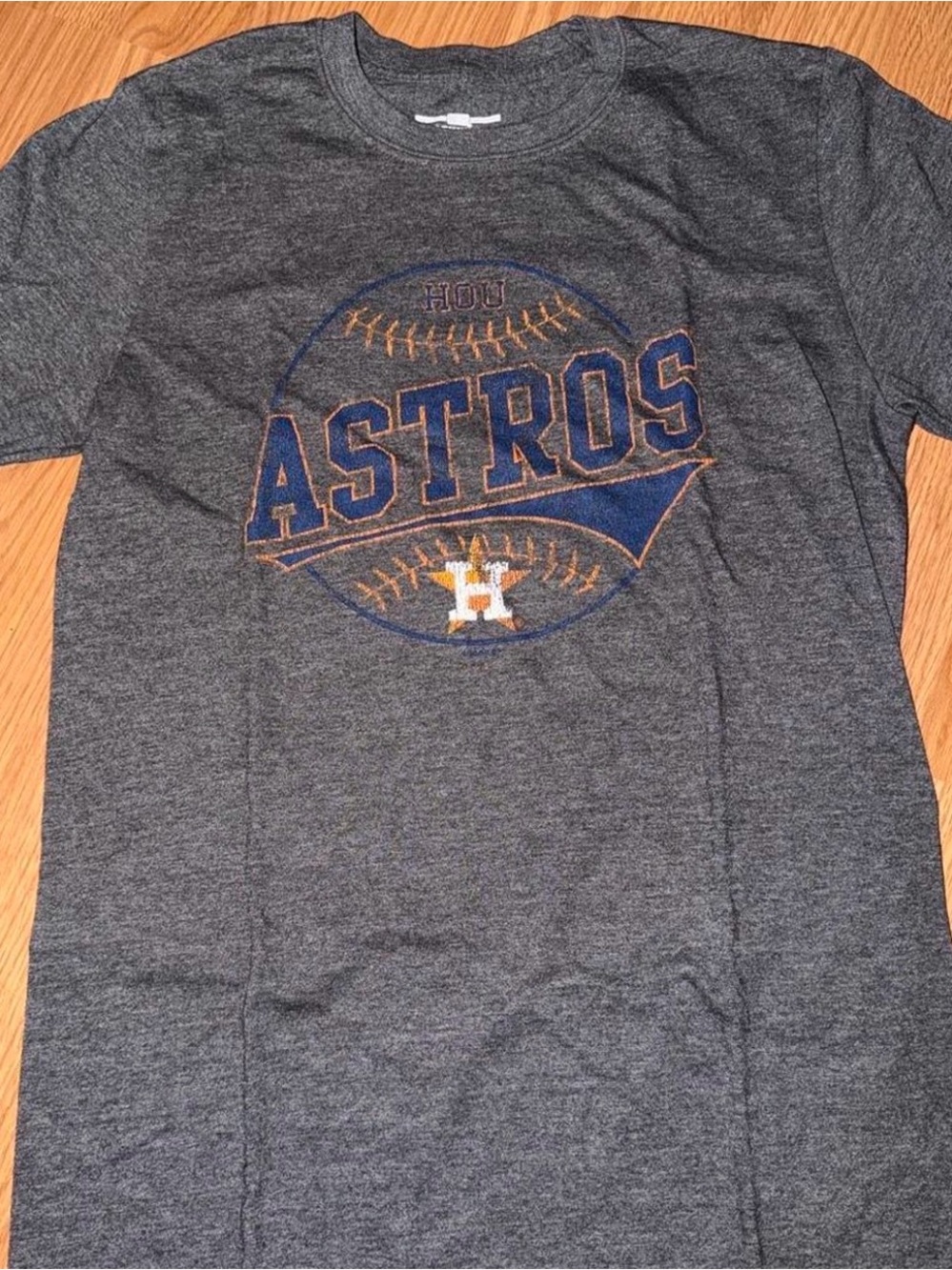 Menโs Astros Shirt